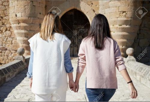 20260223- 21h29-couple-lesbien-danger_1_0.jpg