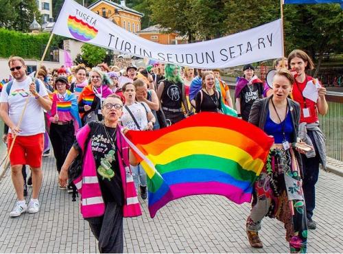 finlande-turku-pride_1.jpg